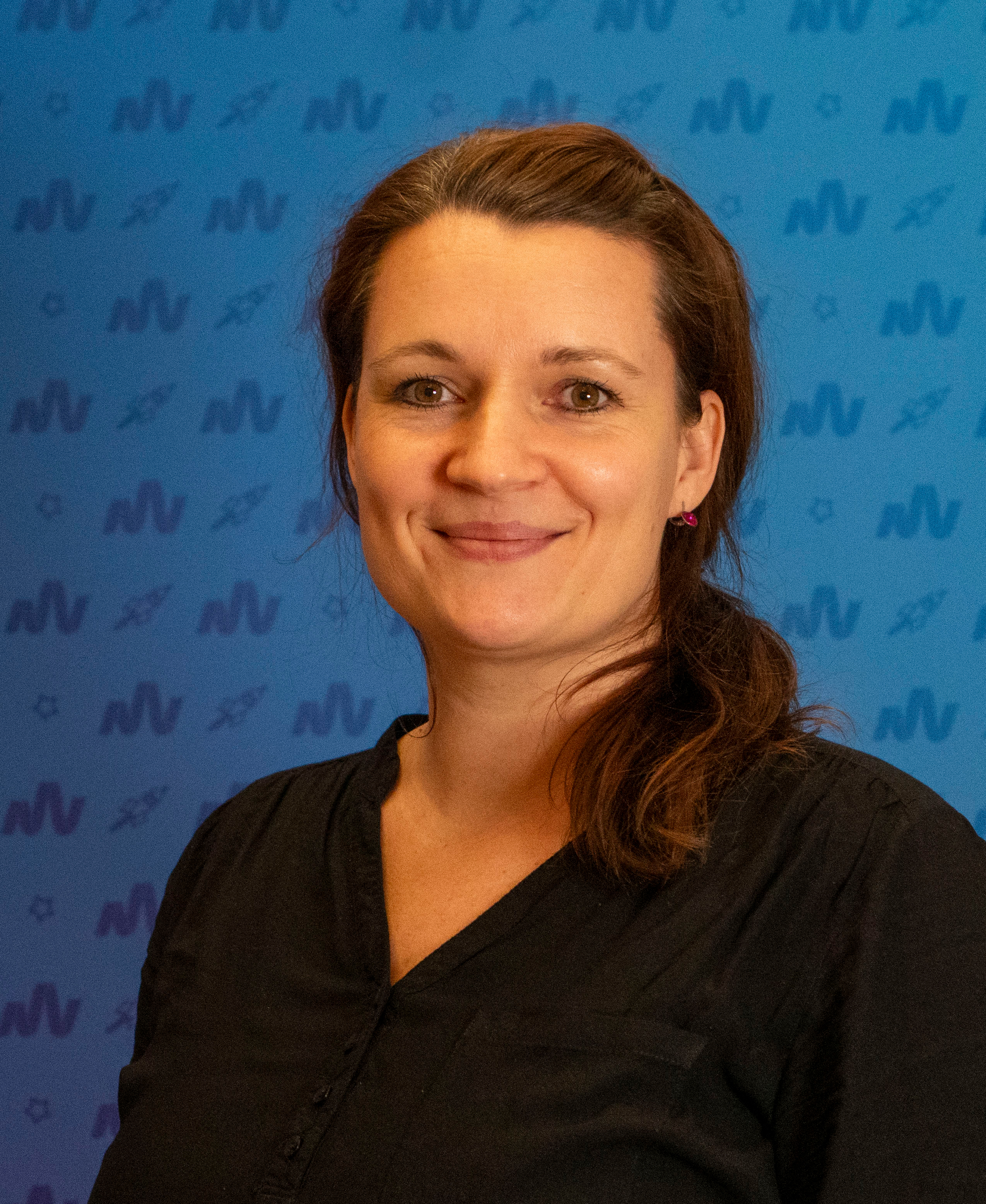 Profile Picture of Stefanie Mania