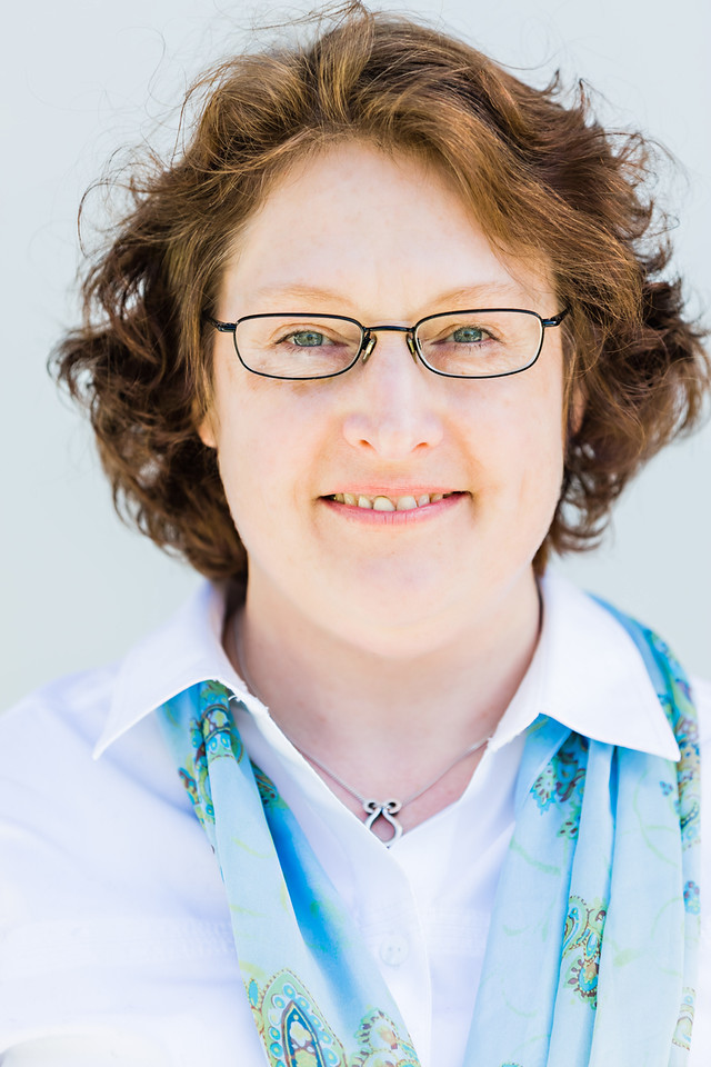 Elisabeth Hendrickson
                